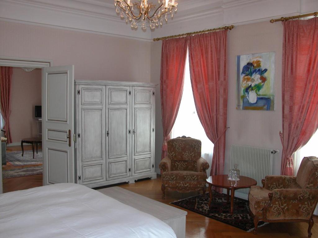 Domaine De Beaupre - Hotel The Originals Relais Guebwiller Cameră foto